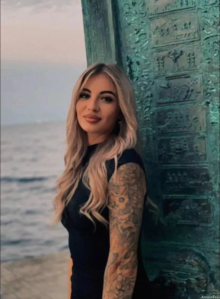 Alina, 21