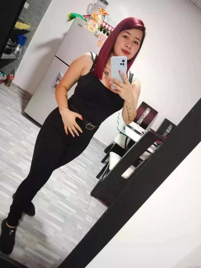 Nidia, 26